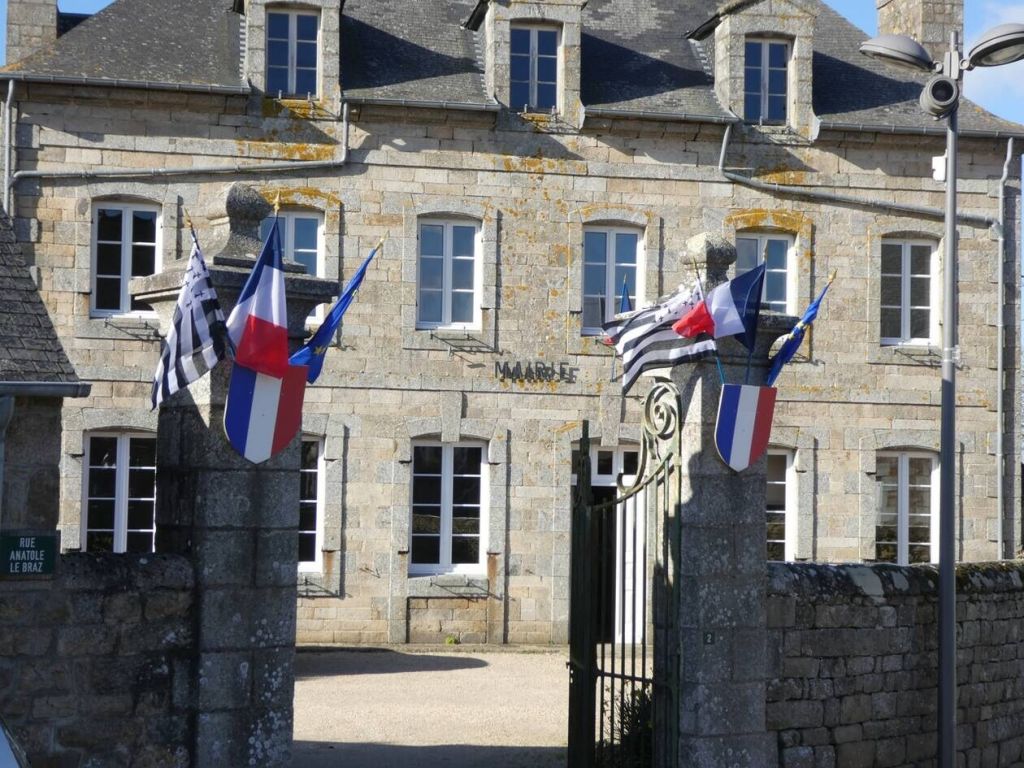 Mairie de Pluzunet - Côtes d'Armor